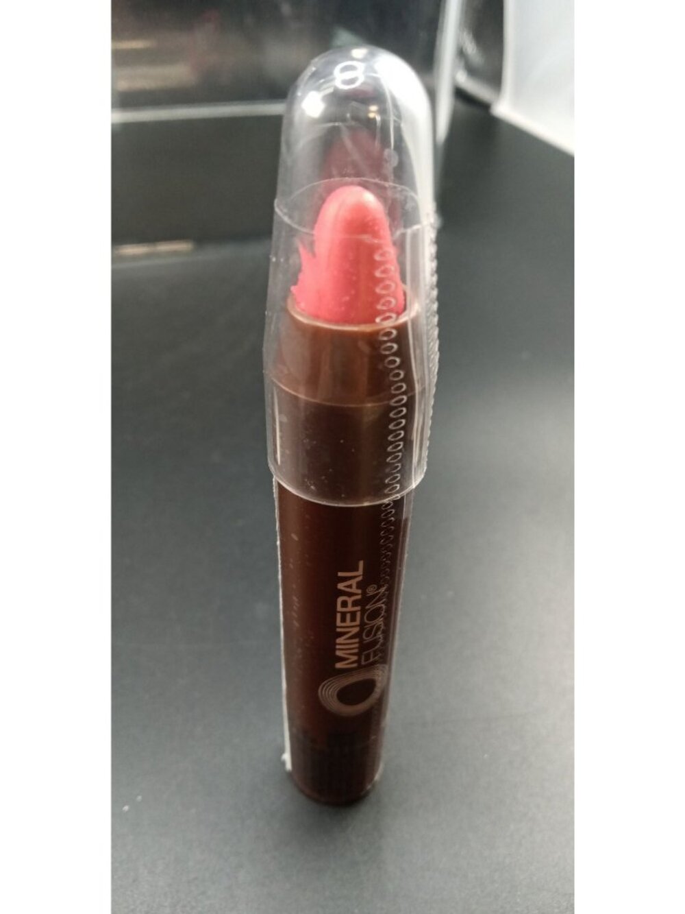 Mineral Fusion Sheer Moisture Lip Tint Shimmer 0.1 Oz Tube - Picture 5 of 6